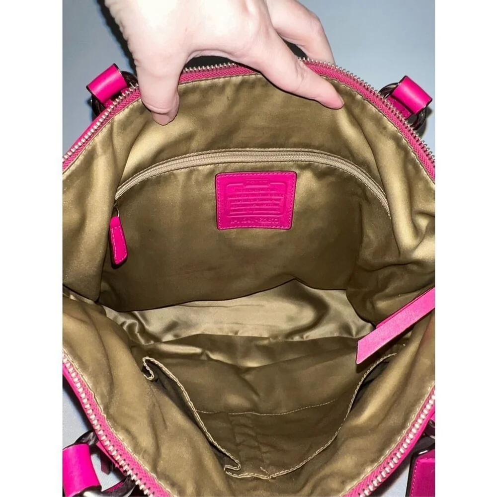 VTG COACH Daisy Magenta Leather Emma Shoulder Bag F23973 - Picture 9 of 11